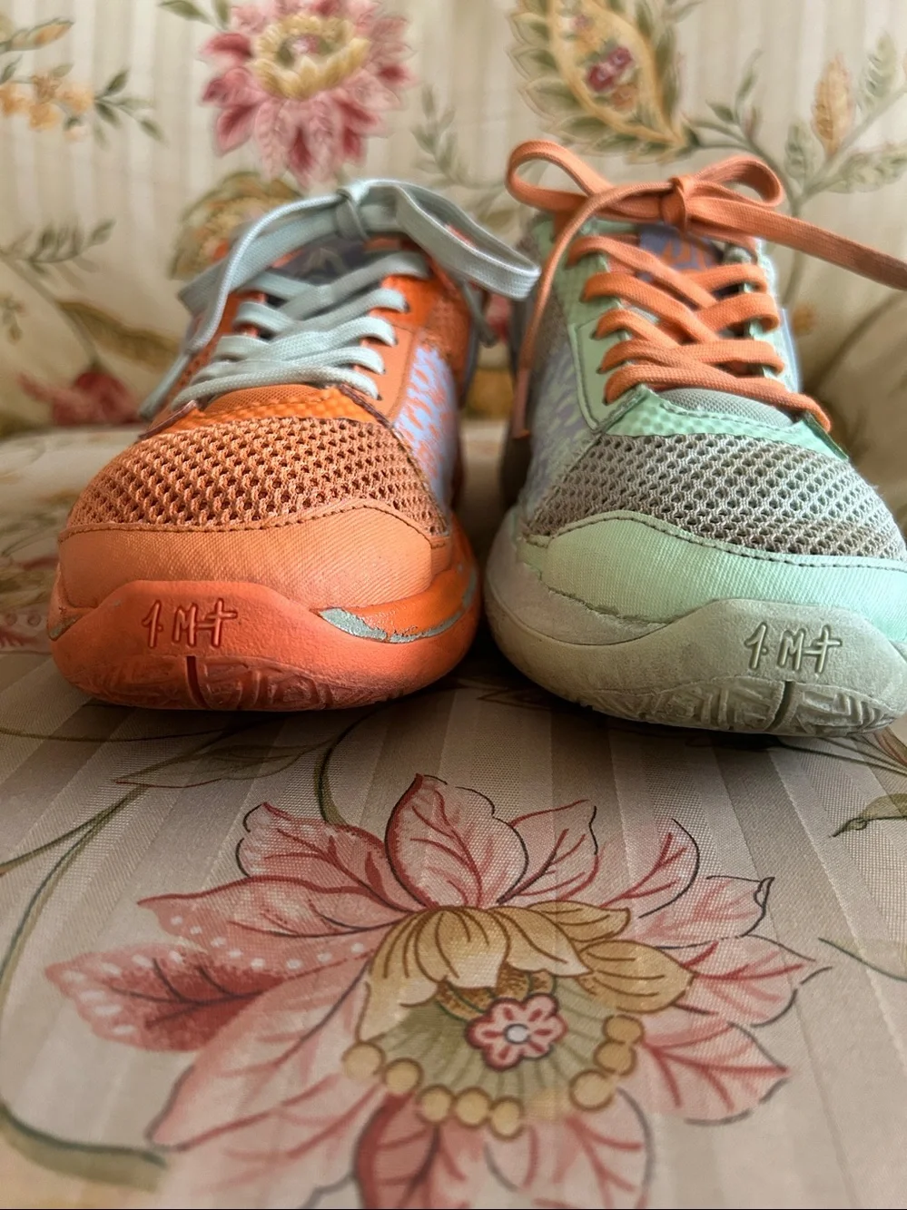 Nike JA 1 Mismatched Sneakers 4.5Y RARE